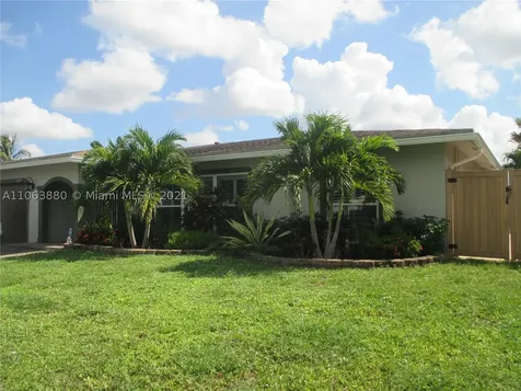 8108 NW 75th Avenue Tamarac FL 33321