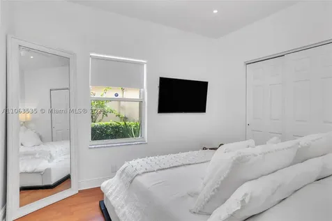 16414 Sapphire Street Weston FL 33331