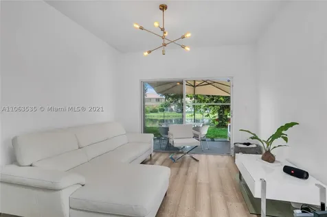 16414 Sapphire Street Weston FL 33331