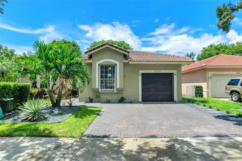 16414 Sapphire Street Weston FL 33331