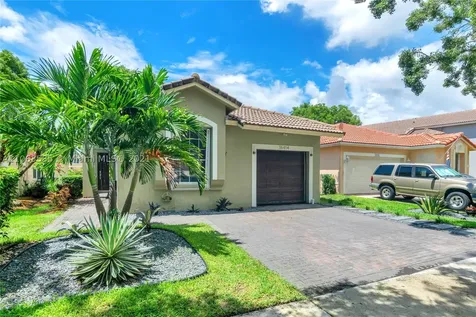 16414 Sapphire Street Weston FL 33331