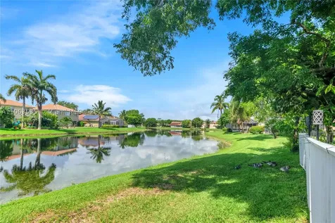 16414 Sapphire Street Weston FL 33331