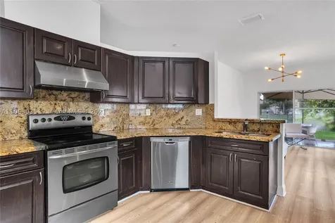 16414 Sapphire Street Weston FL 33331