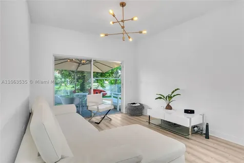16414 Sapphire Street Weston FL 33331