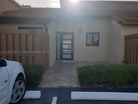 1198 SW 135th Place Miami FL 33184