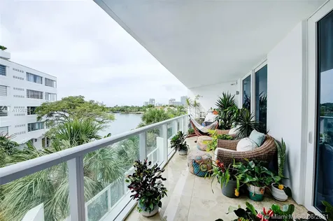 9821 E Bay Harbor Drive Bay Harbor Islands FL 33154