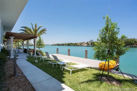 9821 E Bay Harbor Drive Bay Harbor Islands FL 33154
