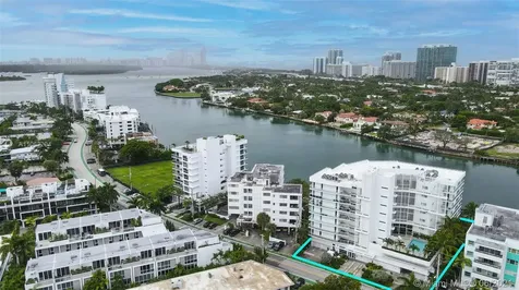 9821 E Bay Harbor Drive Bay Harbor Islands FL 33154