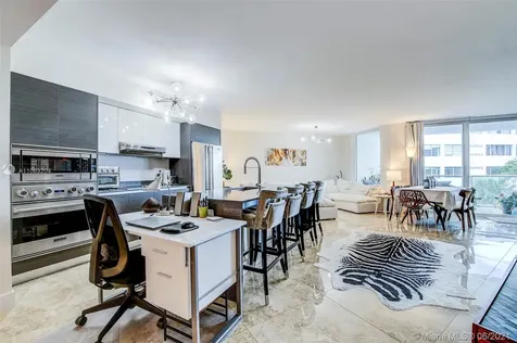9821 E Bay Harbor Drive Bay Harbor Islands FL 33154