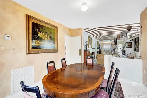 4601 Alton Road Miami Beach FL 33140
