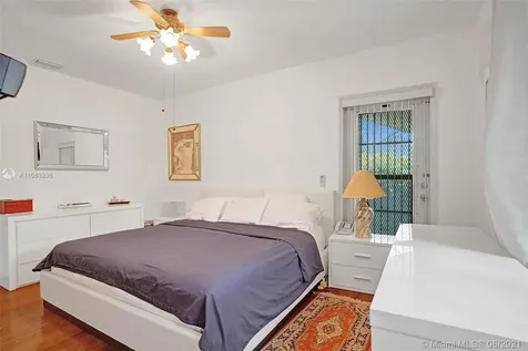 4601 Alton Road Miami Beach FL 33140