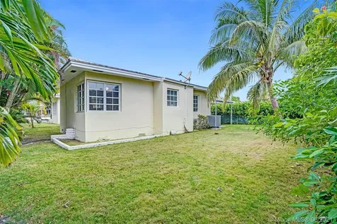 4601 Alton Road Miami Beach FL 33140