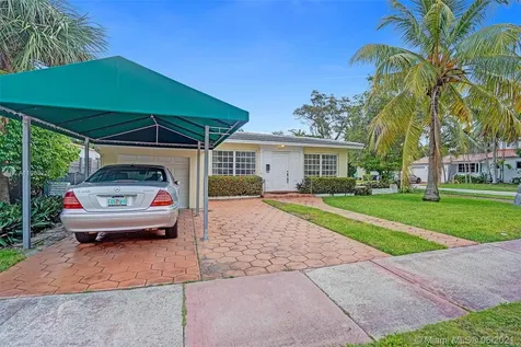 4601 Alton Road Miami Beach FL 33140
