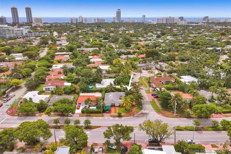 4601 Alton Road Miami Beach FL 33140