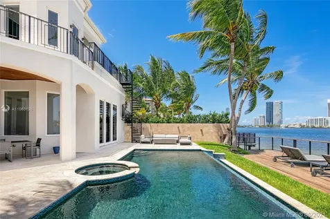 3916 Island Estates Drive Aventura FL 33160