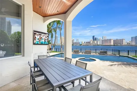 3916 Island Estates Drive Aventura FL 33160