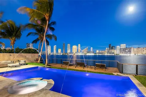 3916 Island Estates Drive Aventura FL 33160