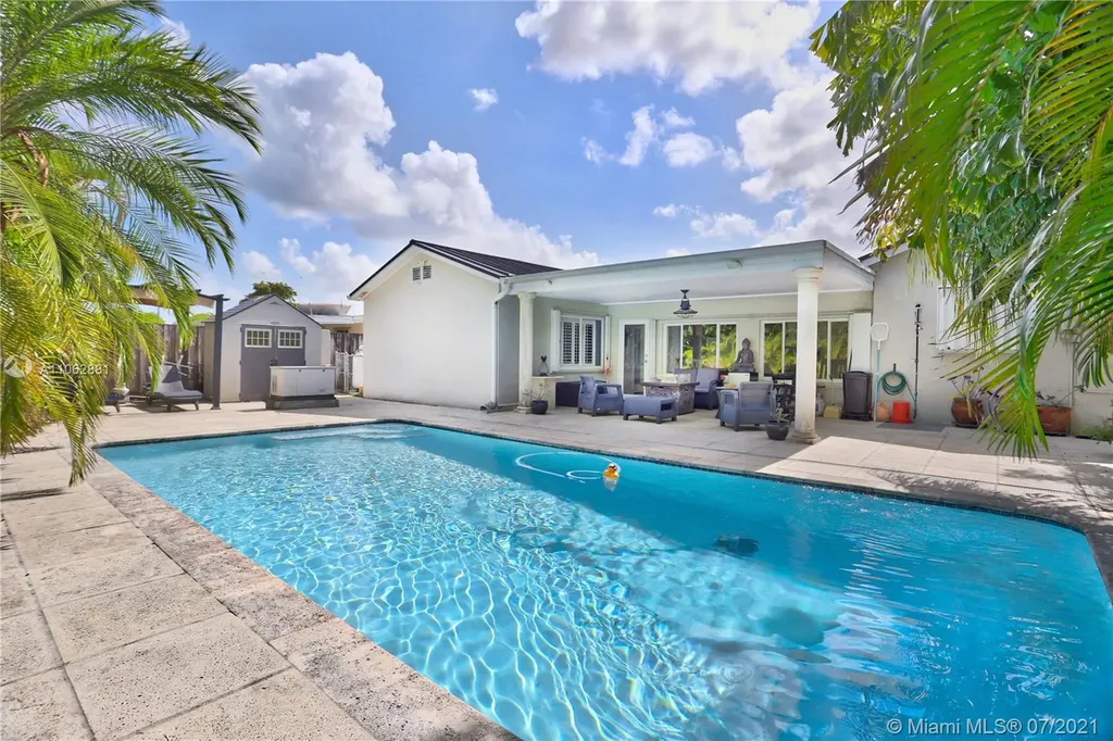 1941 SW 18th Avenue Miami FL 33145