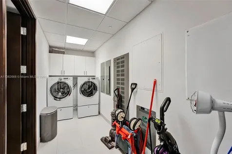 17749 Collins Avenue Sunny Isles Beach FL 33160