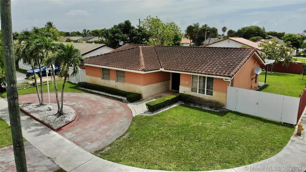 2531 SW 102nd Avenue Miami FL 33165