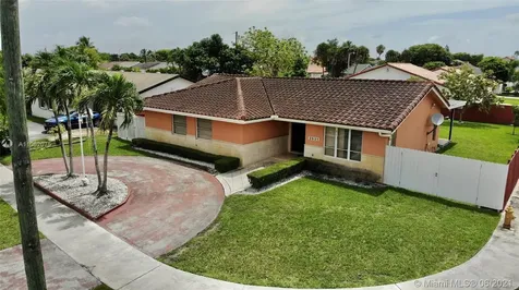 2531 SW 102nd Avenue Miami FL 33165
