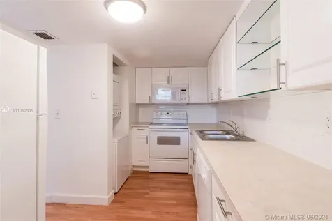 10090 NW 80th Court Hialeah Gardens FL 33016