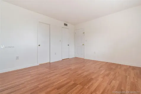 10090 NW 80th Court Hialeah Gardens FL 33016