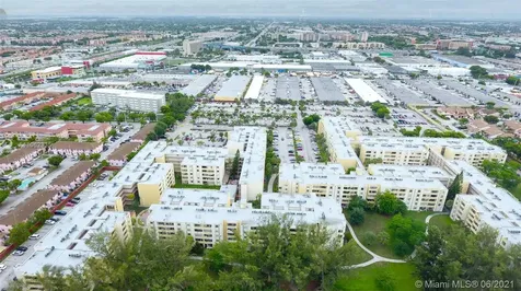 10090 NW 80th Court Hialeah Gardens FL 33016