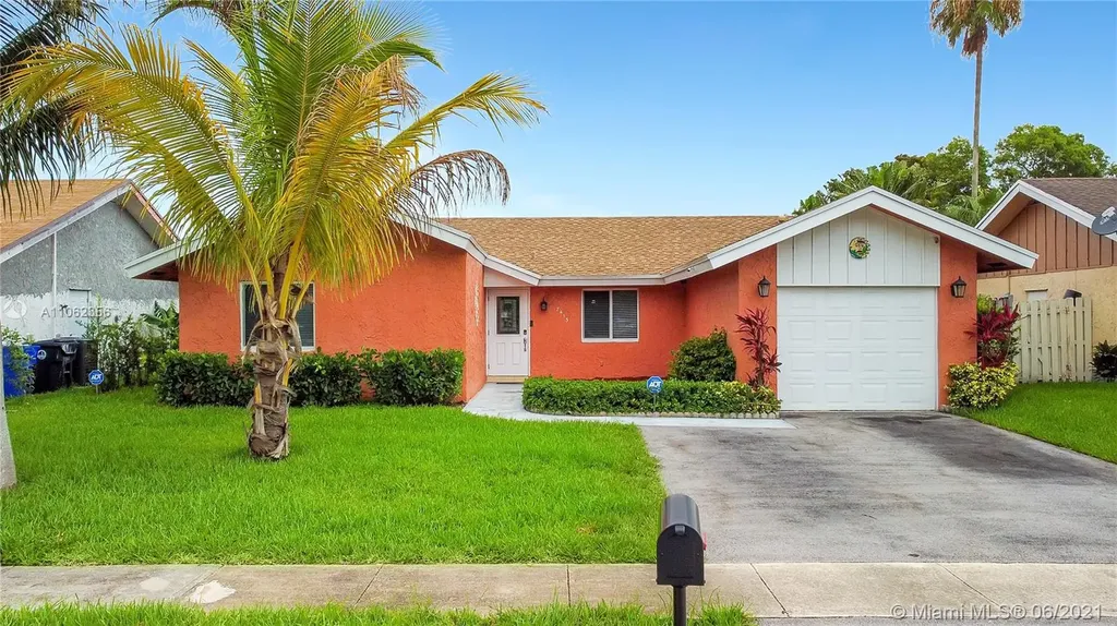 7413 SW 14th Court North Lauderdale FL 33068