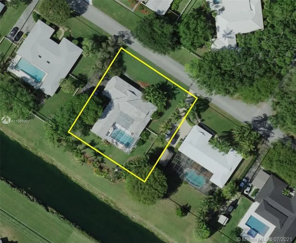 16240 SW 88th Ave Road Palmetto Bay FL 33157