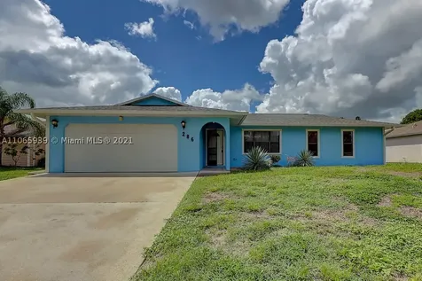 286 SE Volkerts Terrace Port St. Lucie FL 34983