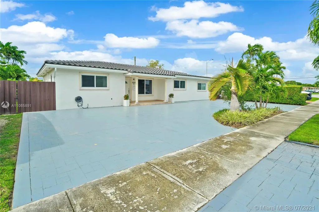 8630 SW 42nd Terrace Miami FL 33155