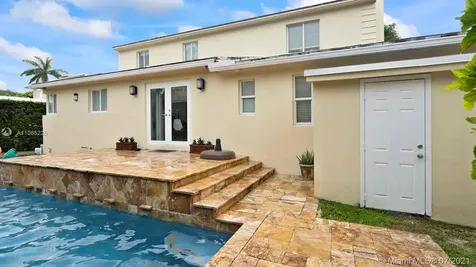 4258 N Michigan Avenue Miami Beach FL 33140