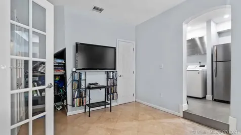 4258 N Michigan Avenue Miami Beach FL 33140