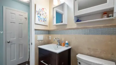 4258 N Michigan Avenue Miami Beach FL 33140