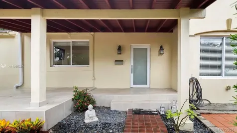 4258 N Michigan Avenue Miami Beach FL 33140