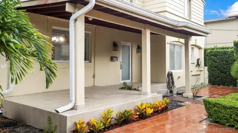 4258 N Michigan Avenue Miami Beach FL 33140
