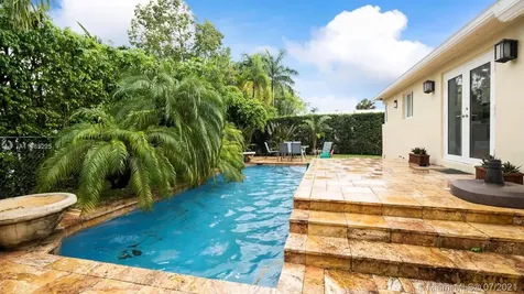 4258 N Michigan Avenue Miami Beach FL 33140