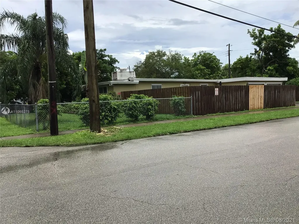 6240 Funston Street Hollywood FL 33023