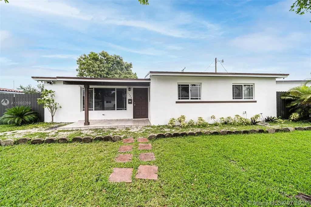 1325 SW 92nd Court Miami FL 33174