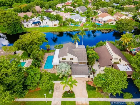 661 Mockingbird Lane Plantation FL 33324