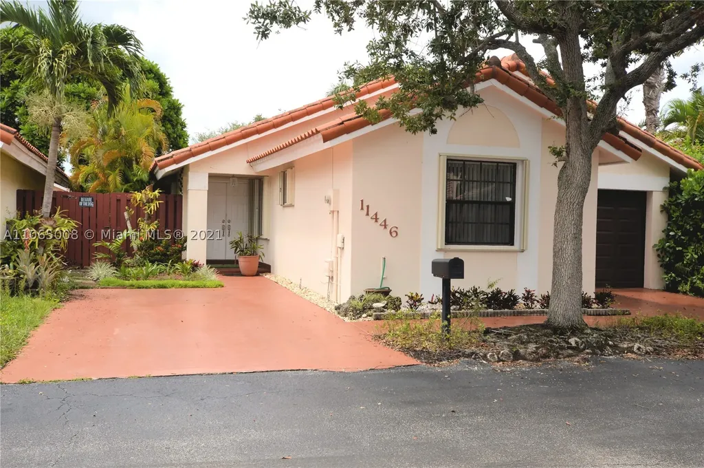 11446 SW 74th Street Miami FL 33173