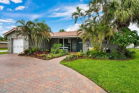 1900 N 55th Avenue Hollywood FL 33021