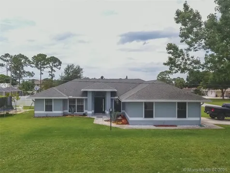 1999 SW Delmonico Avenue Port St. Lucie FL 34953