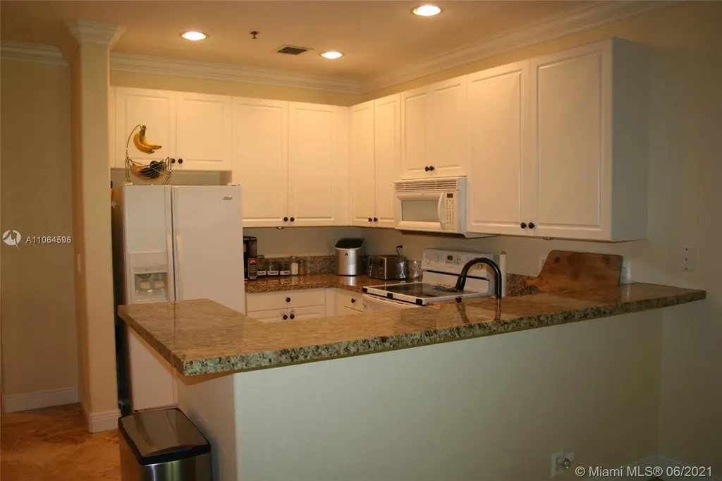 4630 SW 75th Way Davie FL 33314