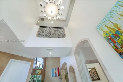19414 NE 39th Avenue Sunny Isles Beach FL 33160
