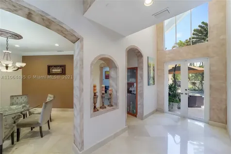 19414 NE 39th Avenue Sunny Isles Beach FL 33160