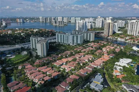 19414 NE 39th Avenue Sunny Isles Beach FL 33160