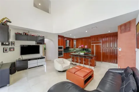 19414 NE 39th Avenue Sunny Isles Beach FL 33160