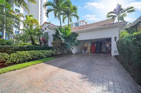 19414 NE 39th Avenue Sunny Isles Beach FL 33160